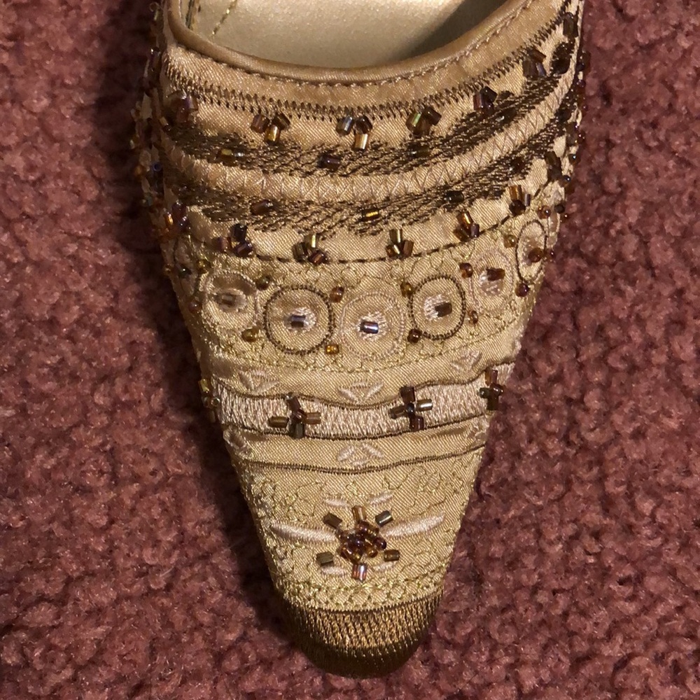 Gorgeous No Boundaries Heels - Picture 5 of 9
